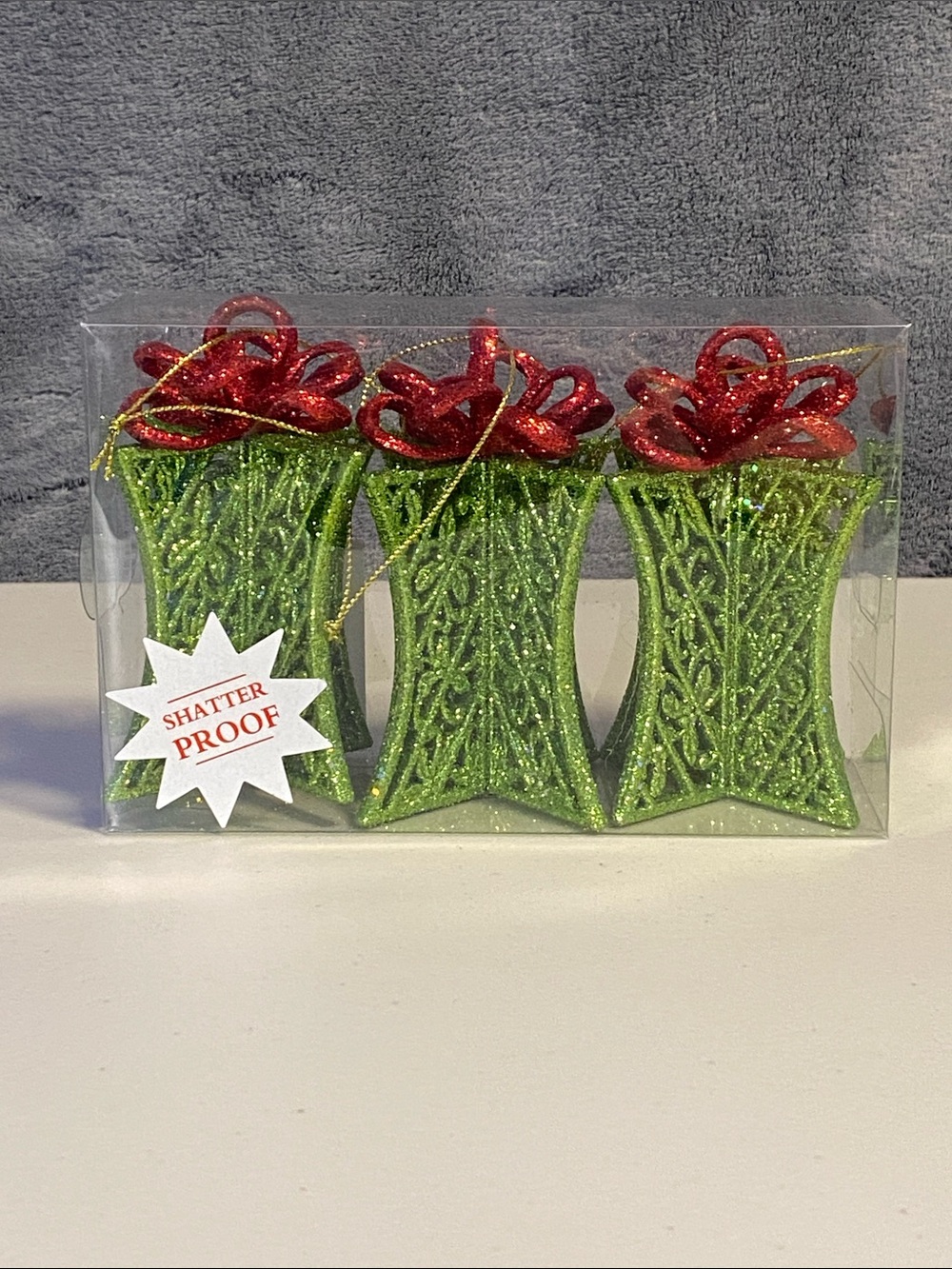 2/$10 - NWT 3 Piece Glittering Red and Green Gift Box Ornaments